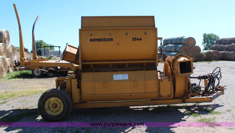 image for item H6684 HayBuster 2554 bale processor