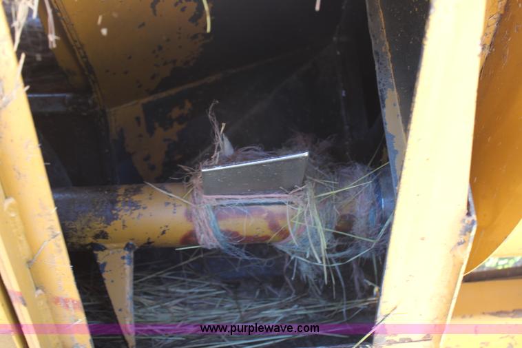 image for item H6684 HayBuster 2554 bale processor