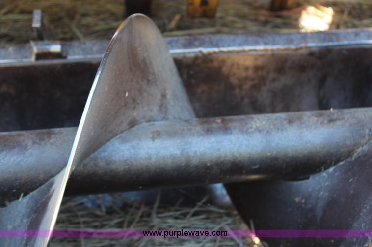 image for item H6684 HayBuster 2554 bale processor