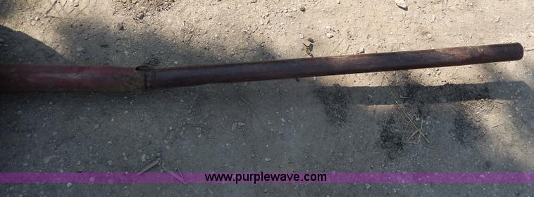 image for item H6864 WW portable cattle squeeze chute