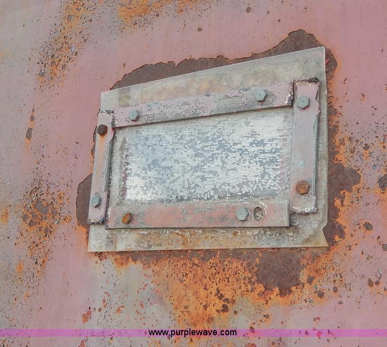 image for item H6972 Grain Cart