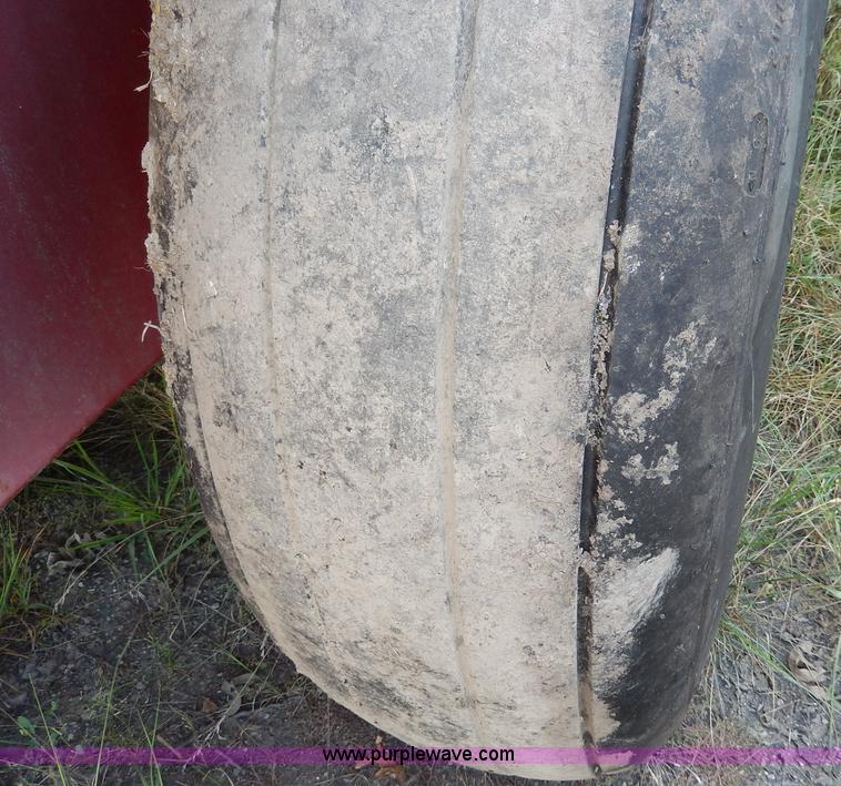 image for item H6972 Grain Cart