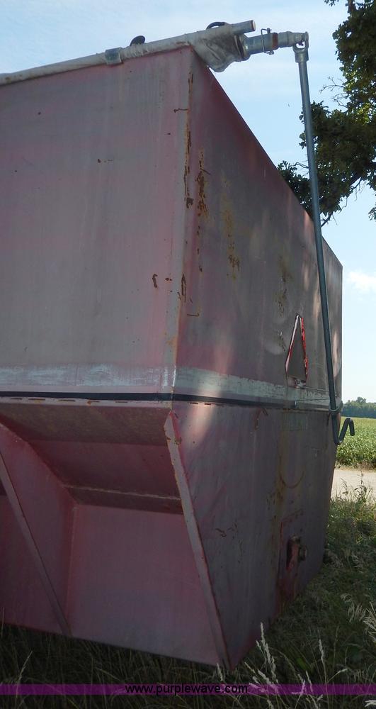 image for item H6972 Grain Cart