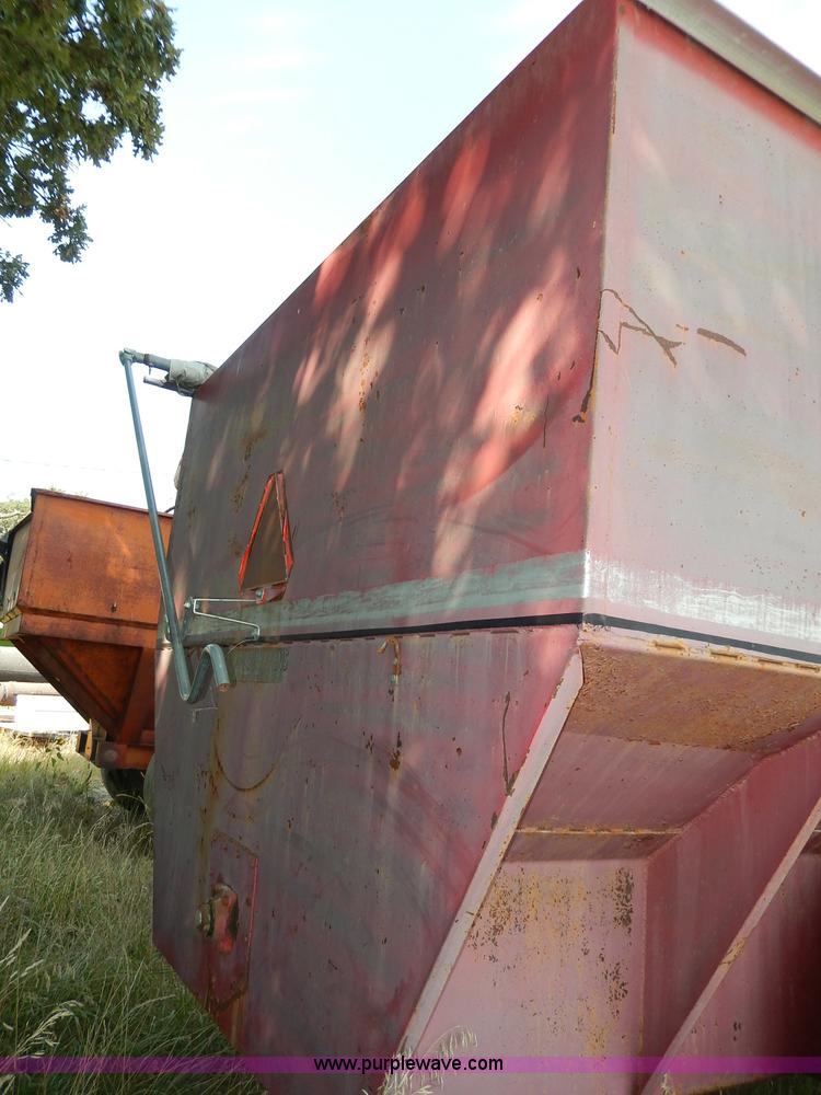 image for item H6972 Grain Cart