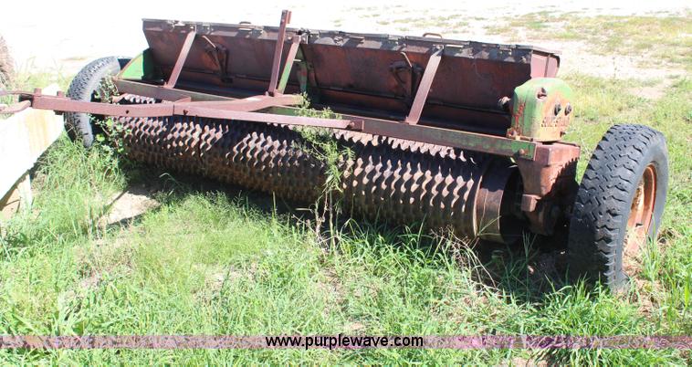 image for item H7000 Brillion seeder