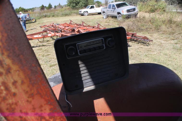 image for item H7329 Farmall 560 tractor