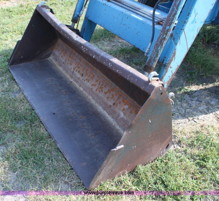 image for item H7346 1990 Ford 4630 tractor