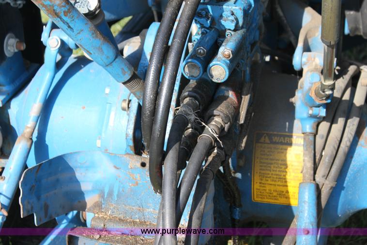 image for item H7346 1990 Ford 4630 tractor