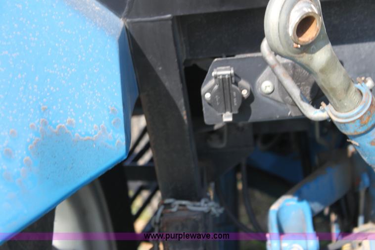 image for item H7346 1990 Ford 4630 tractor