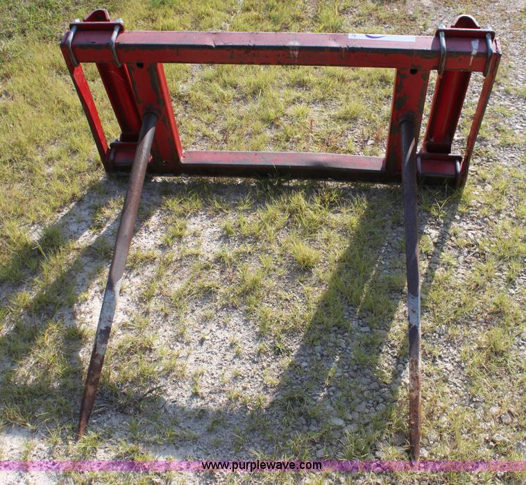 image for item H7347 Westendorf bale spear attachment