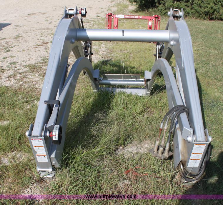 image for item H7348 Westendorf 360 traction action loader