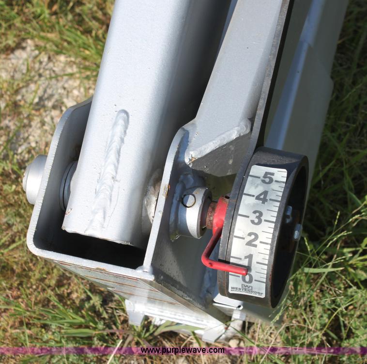 image for item H7348 Westendorf 360 traction action loader