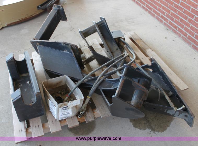 image for item H7348 Westendorf 360 traction action loader