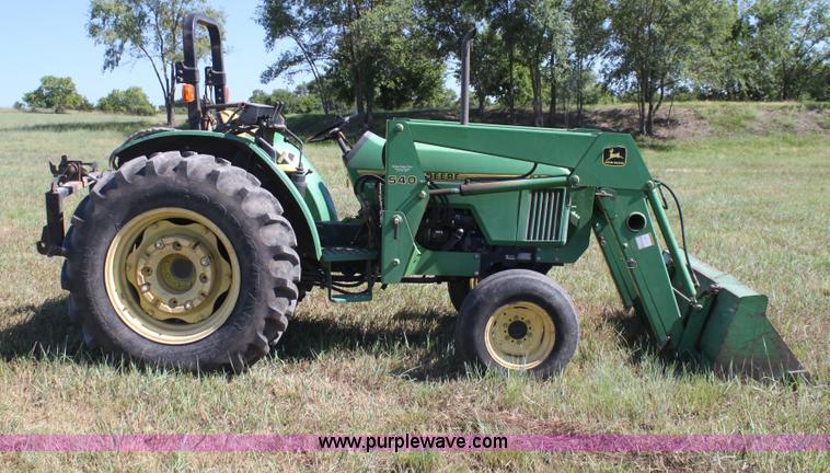 image for item H7352 1994 John Deere 5300 tractor
