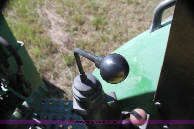 image for item H7352 1994 John Deere 5300 tractor