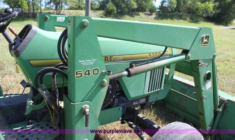 image for item H7352 1994 John Deere 5300 tractor