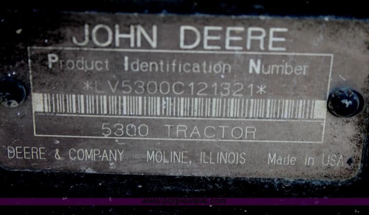 image for item H7352 1994 John Deere 5300 tractor