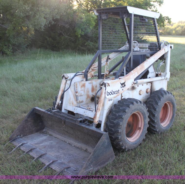 image for item H7353 Bobcat 610 skid steer