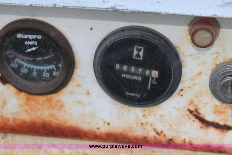 image for item H7353 Bobcat 610 skid steer