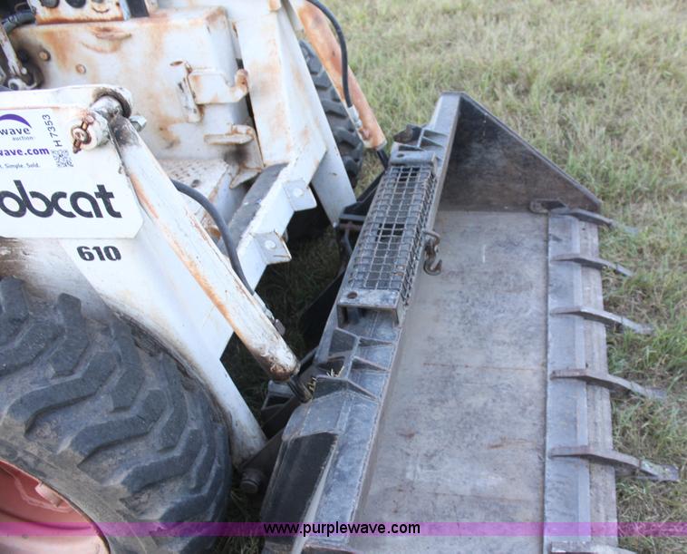image for item H7353 Bobcat 610 skid steer