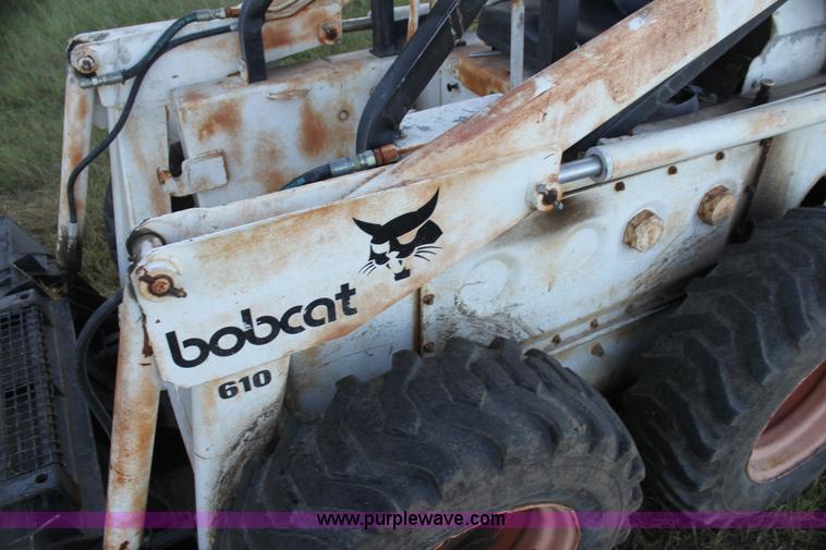 image for item H7353 Bobcat 610 skid steer