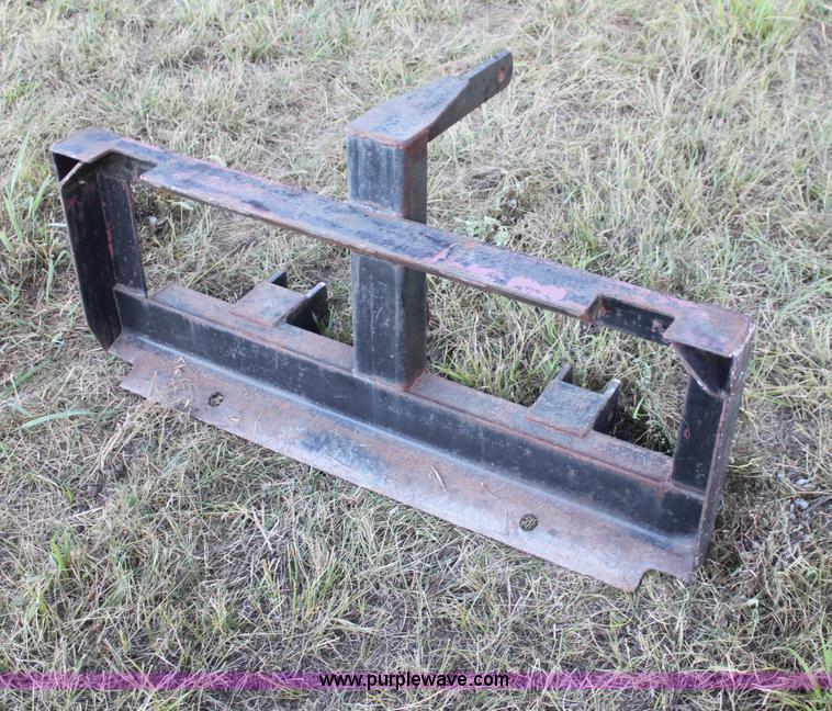 image for item H7353 Bobcat 610 skid steer