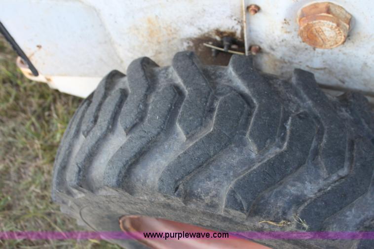 image for item H7353 Bobcat 610 skid steer