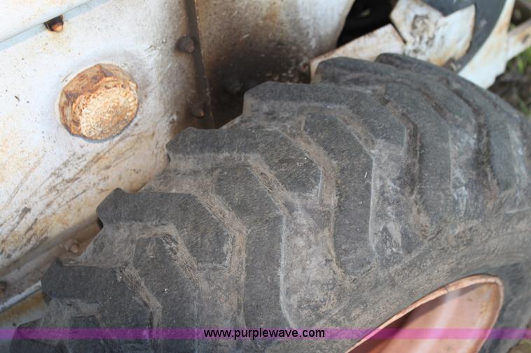 image for item H7353 Bobcat 610 skid steer