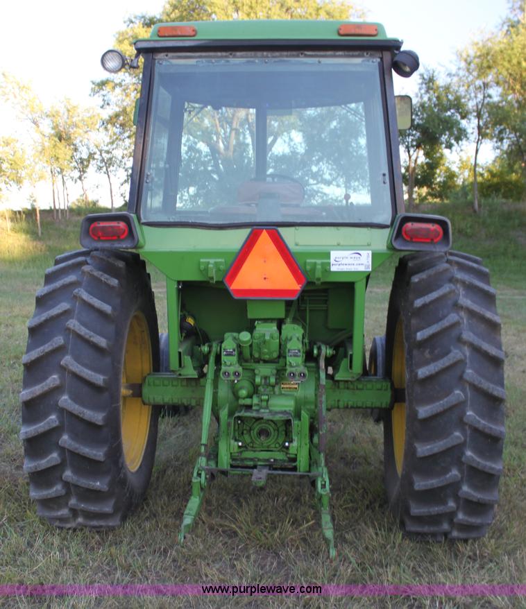 image for item H7354 1975 John Deere 4030 tractor
