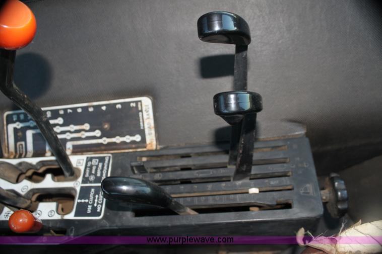 image for item H7354 1975 John Deere 4030 tractor