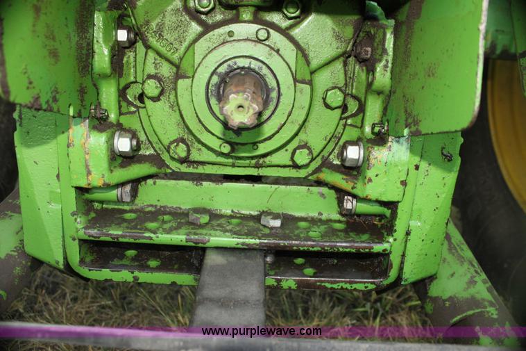 image for item H7354 1975 John Deere 4030 tractor