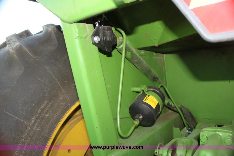 image for item H7354 1975 John Deere 4030 tractor