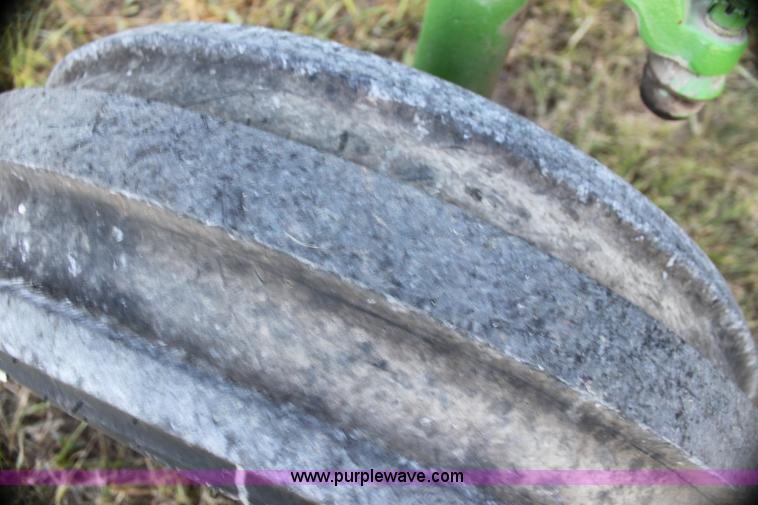 image for item H7354 1975 John Deere 4030 tractor