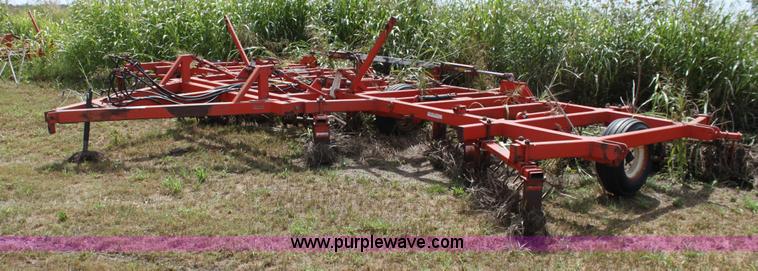 image for item H7366 Richardson 30' mulch treader picker
