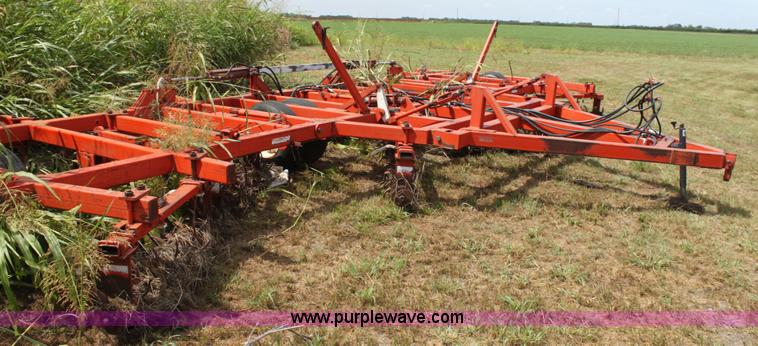 image for item H7366 Richardson 30' mulch treader picker