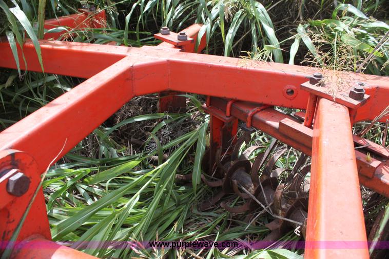 image for item H7366 Richardson 30' mulch treader picker