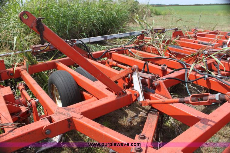 image for item H7366 Richardson 30' mulch treader picker
