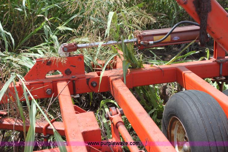 image for item H7366 Richardson 30' mulch treader picker