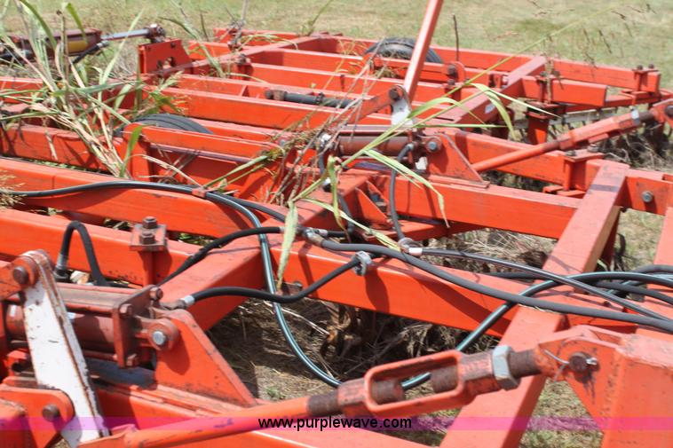 image for item H7366 Richardson 30' mulch treader picker