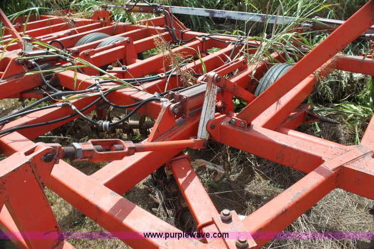 image for item H7366 Richardson 30' mulch treader picker