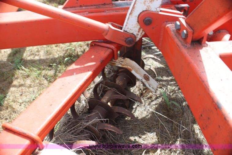 image for item H7366 Richardson 30' mulch treader picker