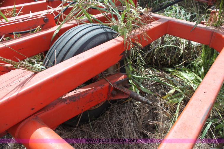 image for item H7366 Richardson 30' mulch treader picker