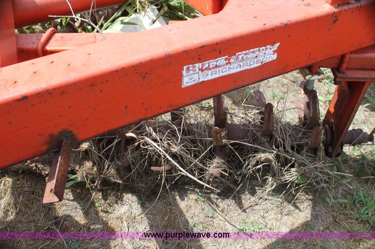 image for item H7366 Richardson 30' mulch treader picker