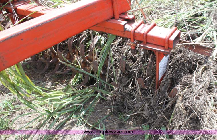 image for item H7366 Richardson 30' mulch treader picker