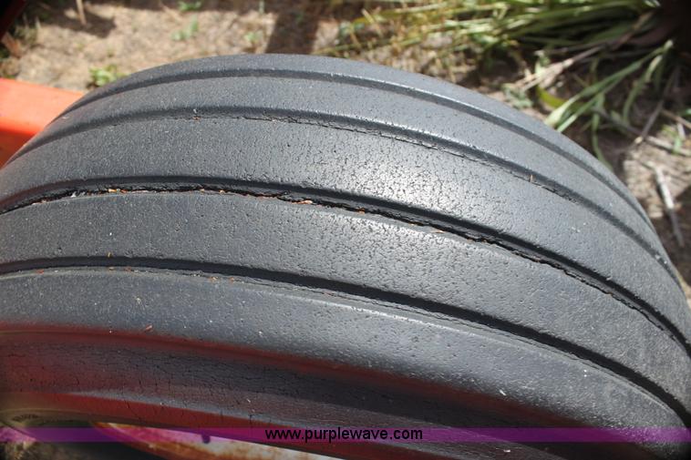 image for item H7366 Richardson 30' mulch treader picker