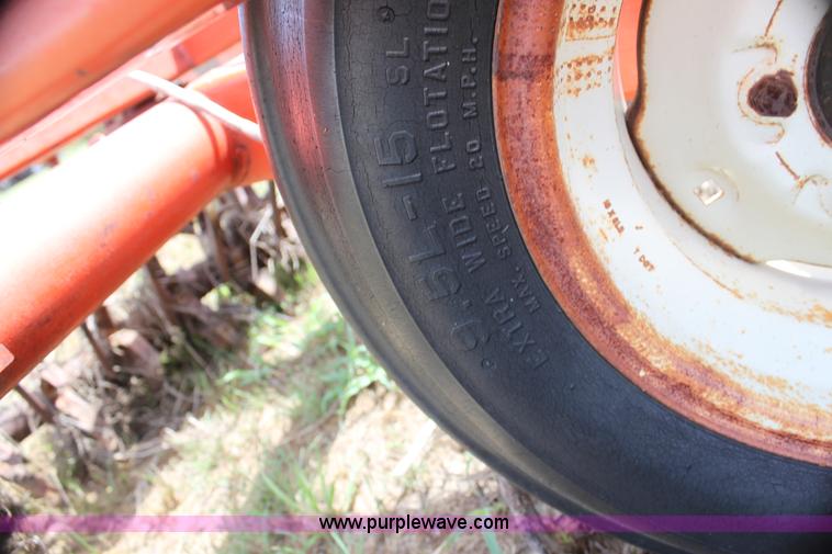 image for item H7366 Richardson 30' mulch treader picker