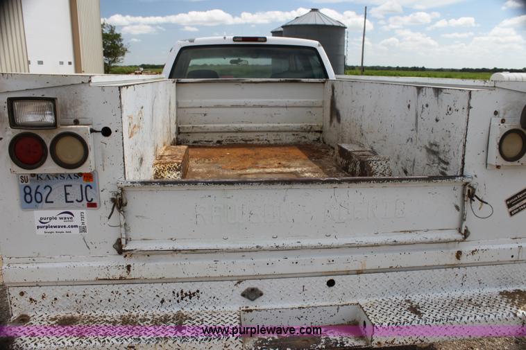 image for item H7373 1998 Chevrolet 3500 utility truck