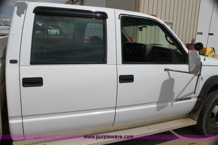 image for item H7373 1998 Chevrolet 3500 utility truck