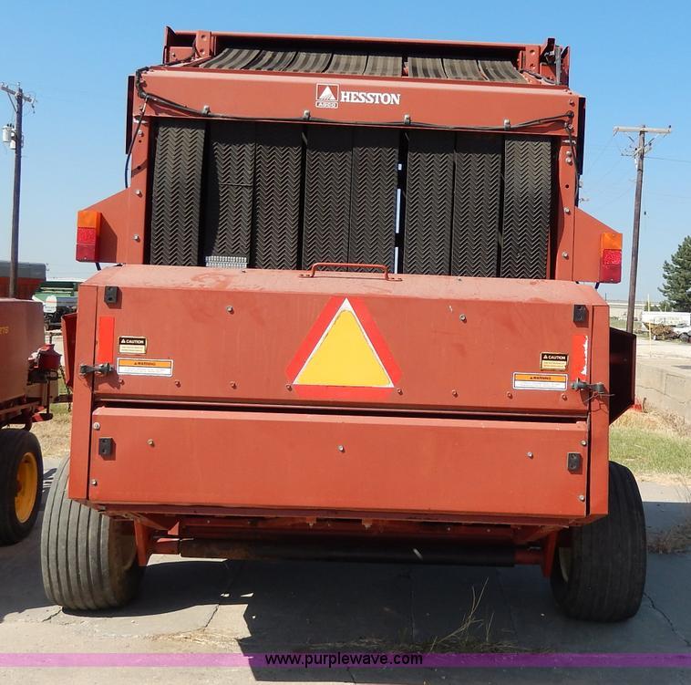 image for item H9749 Hesston 565A round baler