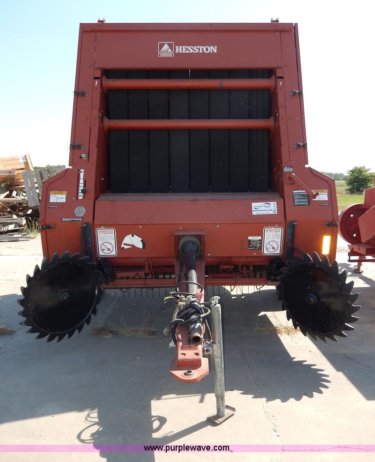 image for item H9749 Hesston 565A round baler